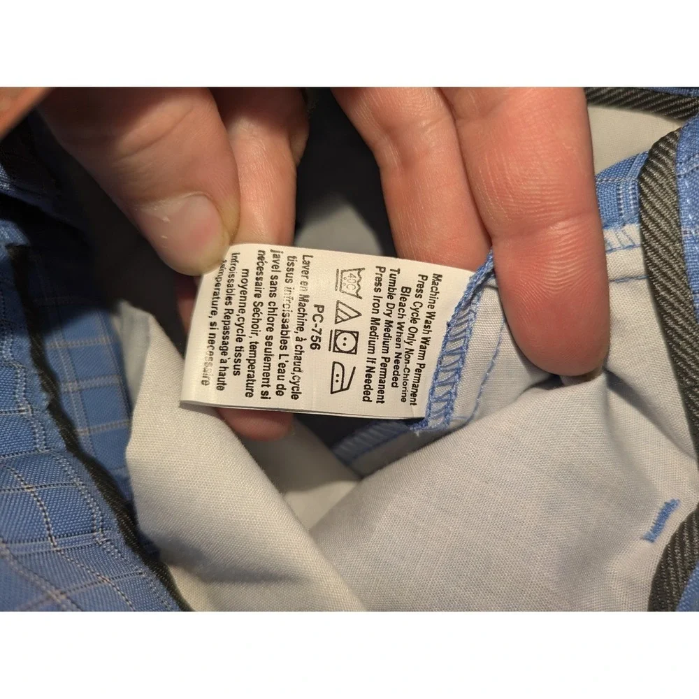 IZOD Golf Shorts Mens 42 Blue Plaid Checkered Flat Front Pockets Athletic Sporty